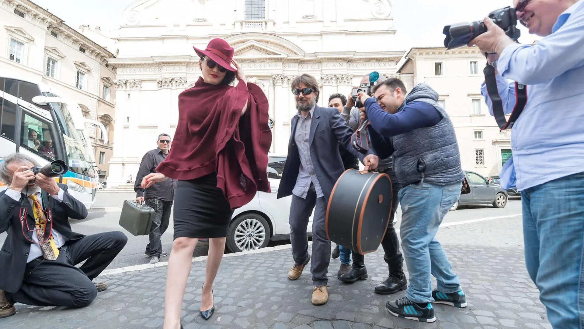 Magenta Campo Dei Fiori Otel Roma Konukevi